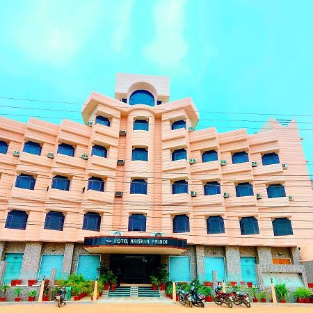 Hotel Krishna Palace Ayodhya Εξωτερικό φωτογραφία
